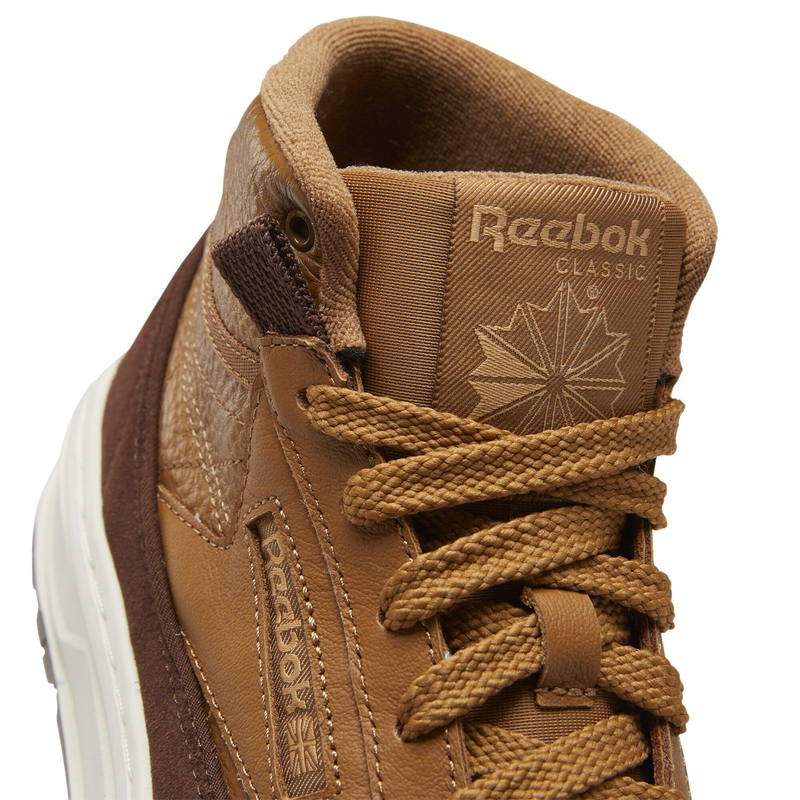 Product image: Reebok women club c geo mid shoes (gz2235)-null