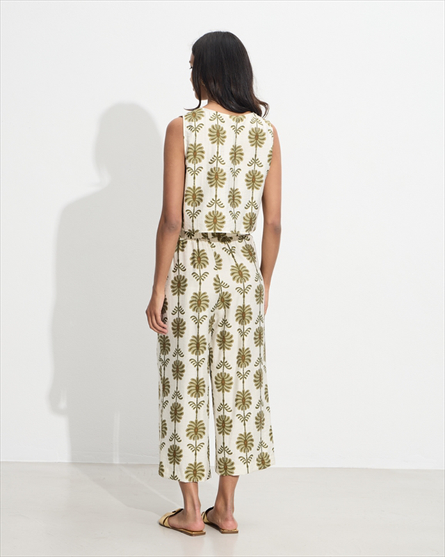 Trouser crop printed image number null