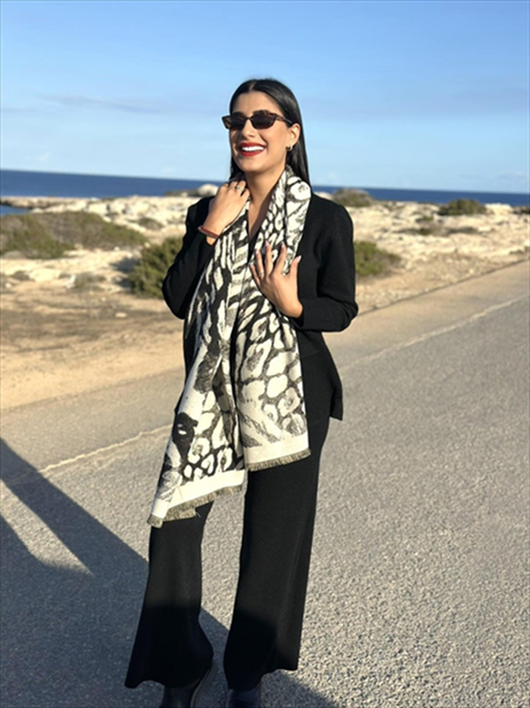 Scarf animal print-null