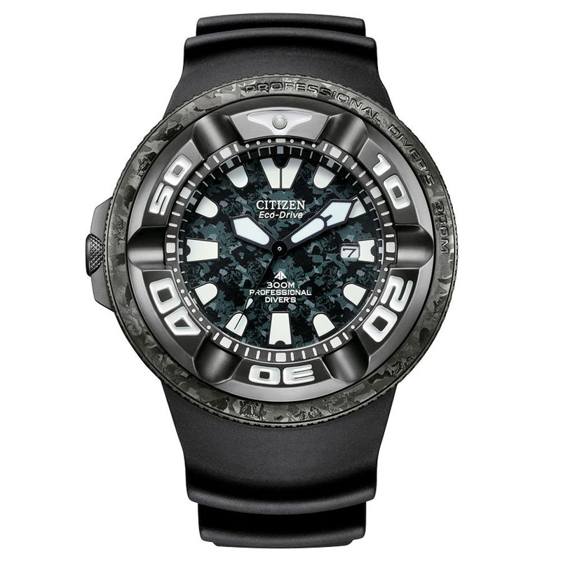 Black rubber sport watch-null