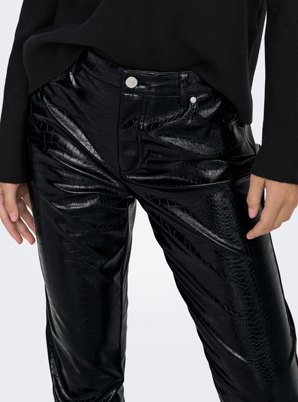 Only croco pants-null