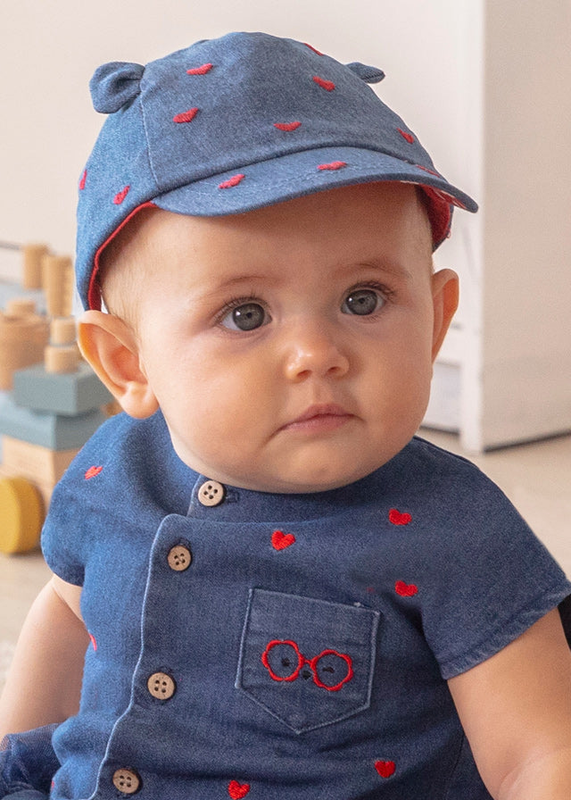 Abigail hat-null