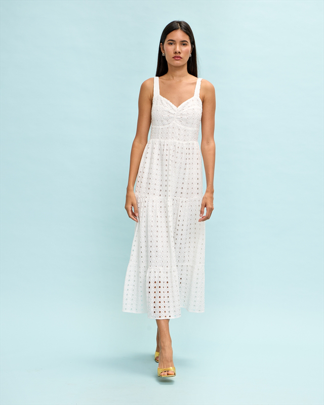 Long tiried dress cutwork-null