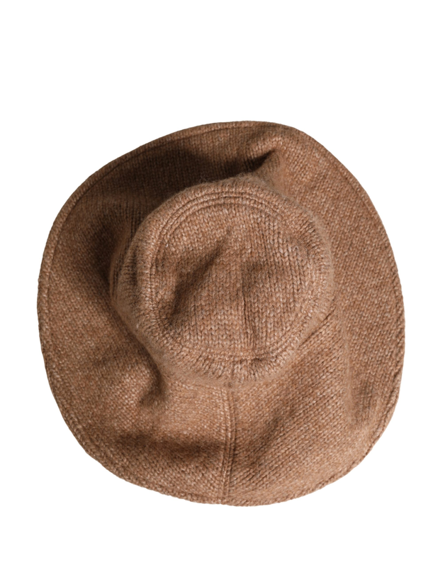 Brown llama wool women knitted capello hat-null