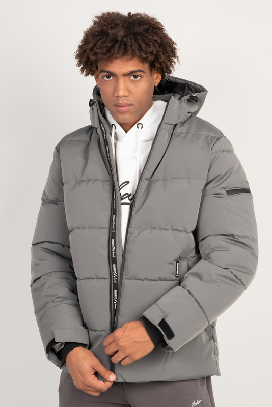 Basic quilted bomber hoodie jacket image number null