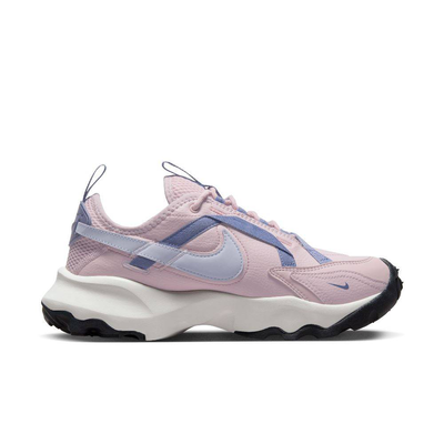 Nike tc7900 womens sneaker