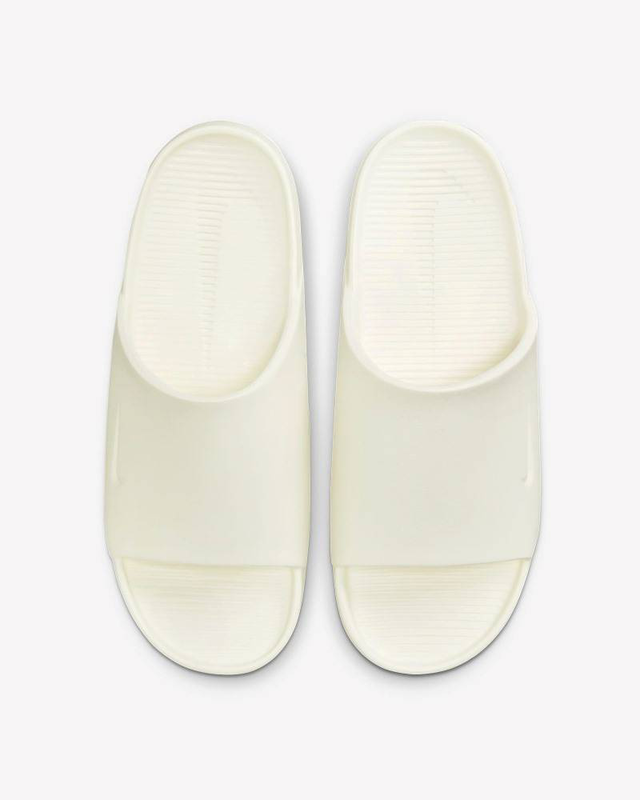 Nike calm slide image number null