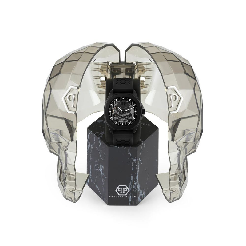 Black synthetic sport watch-null