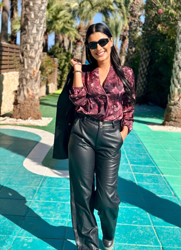 Blouse v neck printed-null