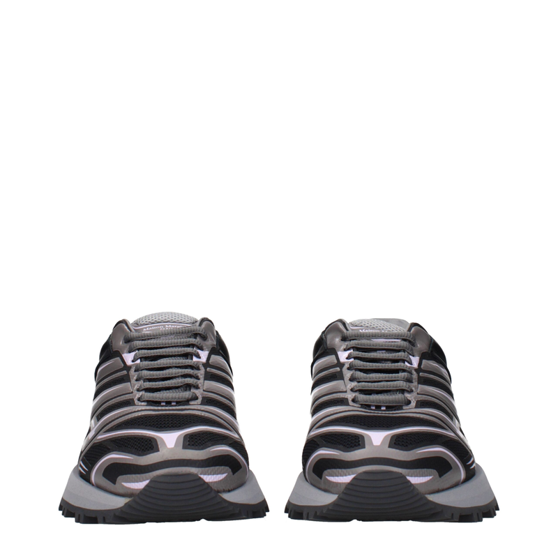 Black fabric athletic sneakers-null