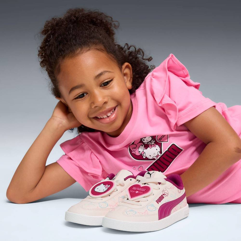 Club II era hello kitty and friends 2 ps-null