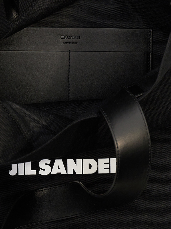 Black cotton tote bag-null