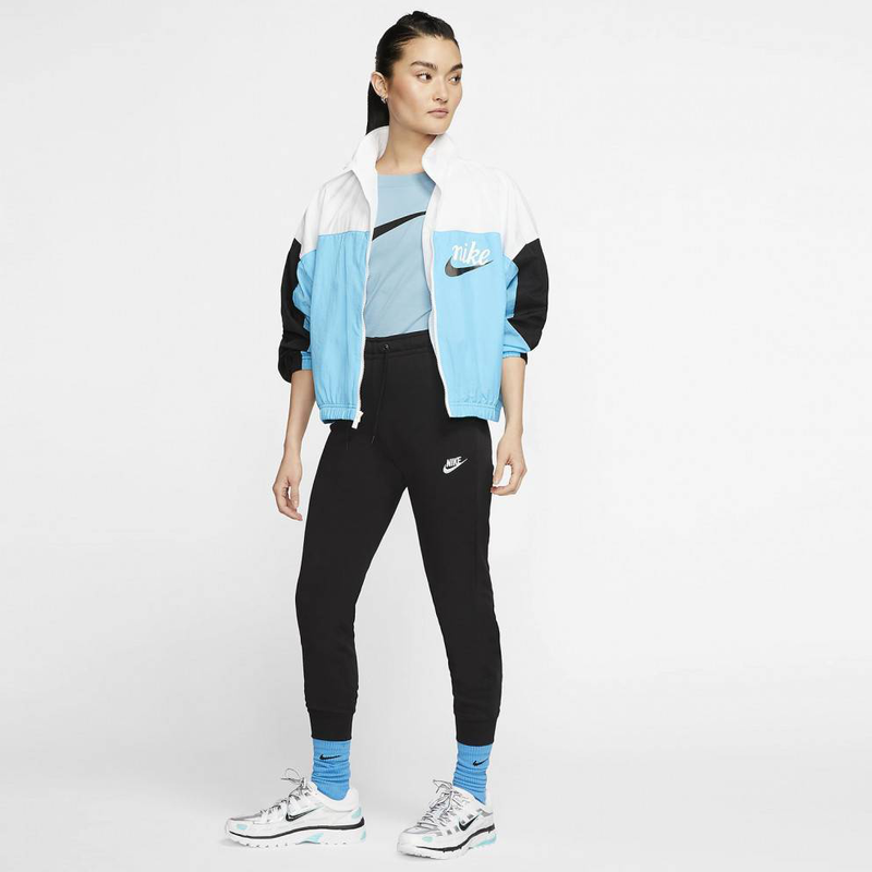 Nike sportswear essentials fleece medium-rise pant tight image number null