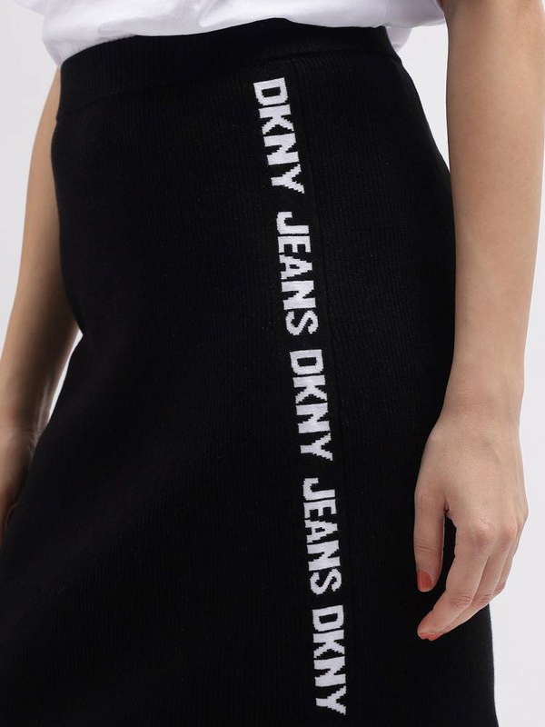 Dkny solid typographic straight skirt image number null