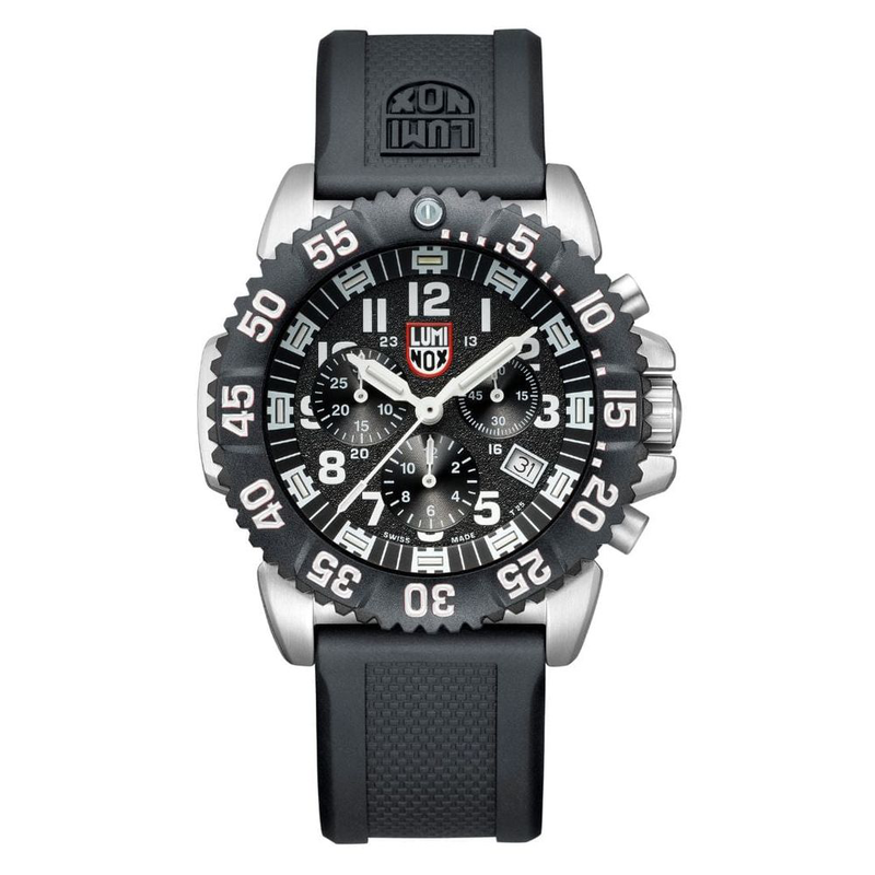 Gray rubber sport watch-null