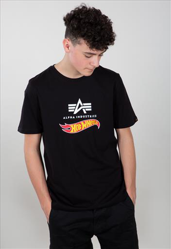 Hot wheels flag t-shirt kids image number null