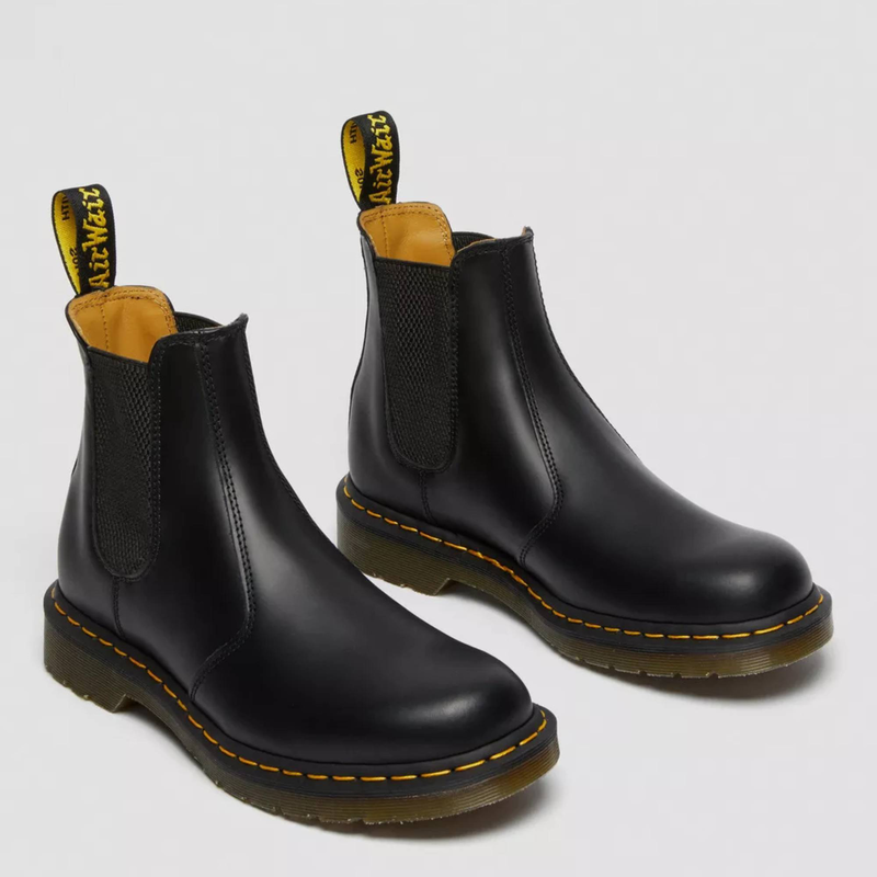 Chelsea boot image number null