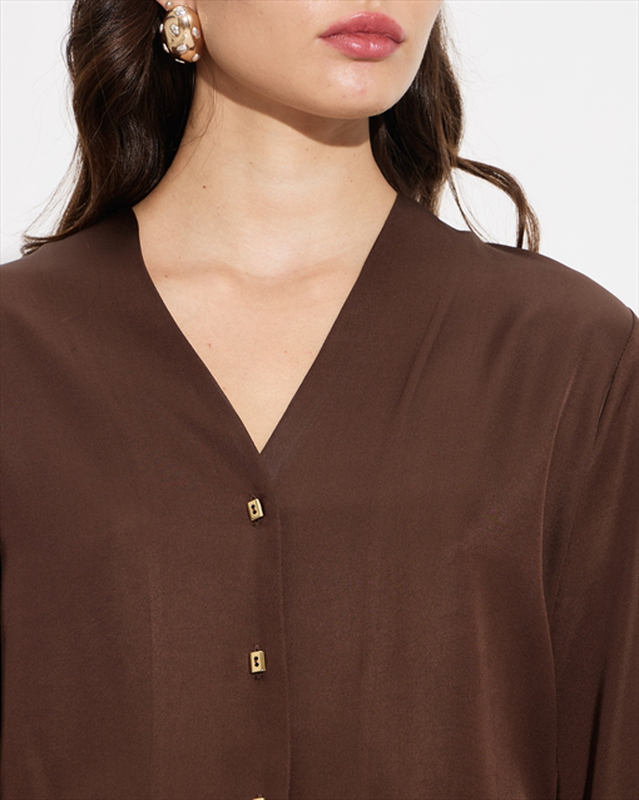 Product image: Shirt satin v neck-null