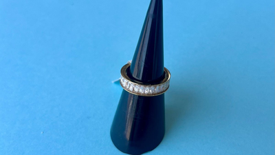 Stainless steel ring - gold colour, , medium