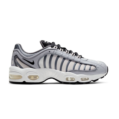 Nike womens Air max tailwind iv, Grey / White, medium