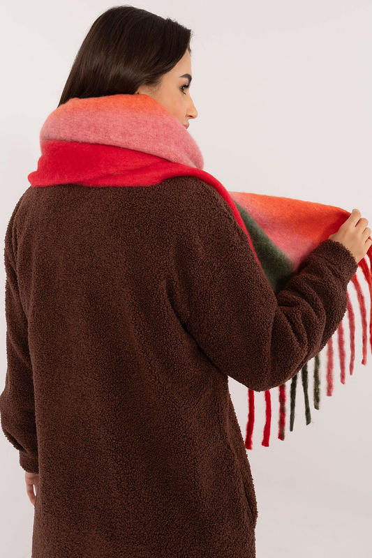 Shawl at image number null