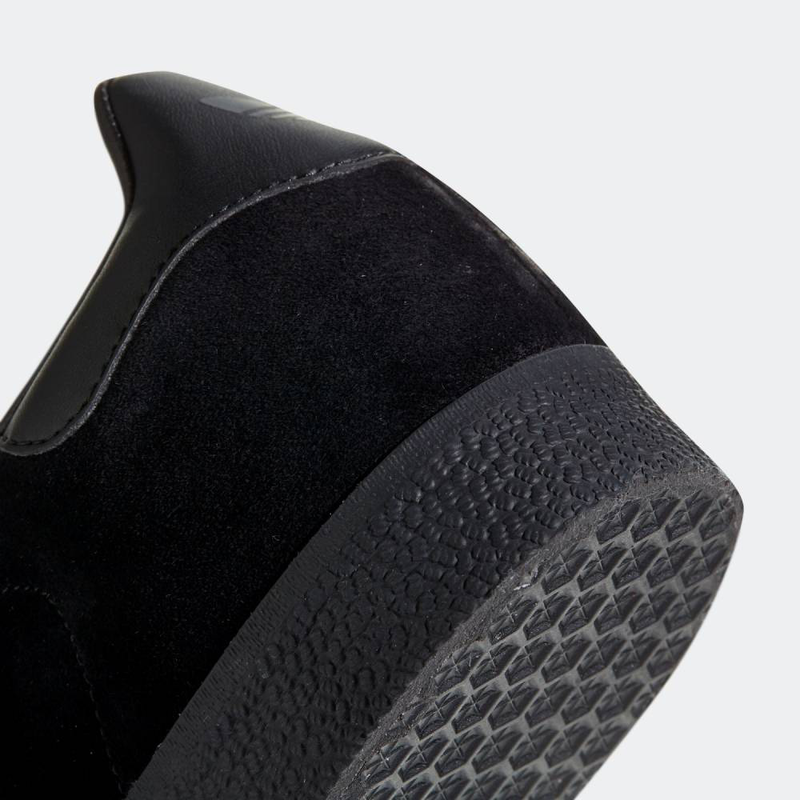Product image: Adidas gazelle shoes-null
