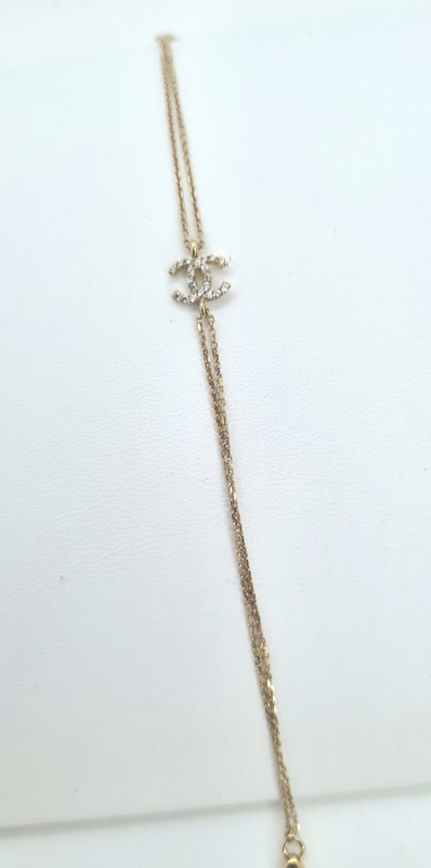 Bracelets image number null