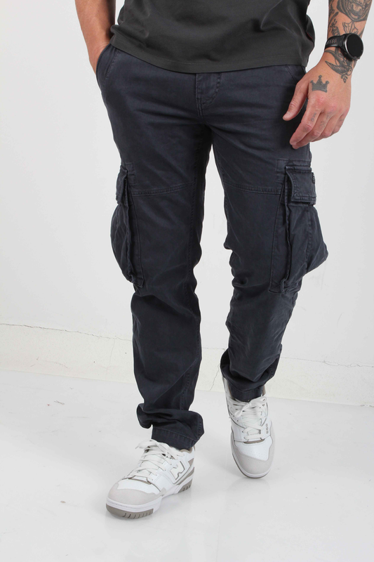 Core cargo pants-null