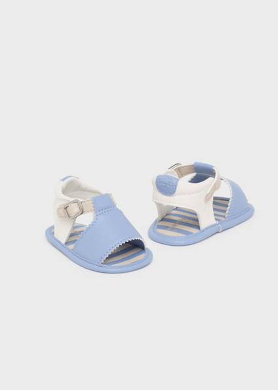 Σανδαλια-null