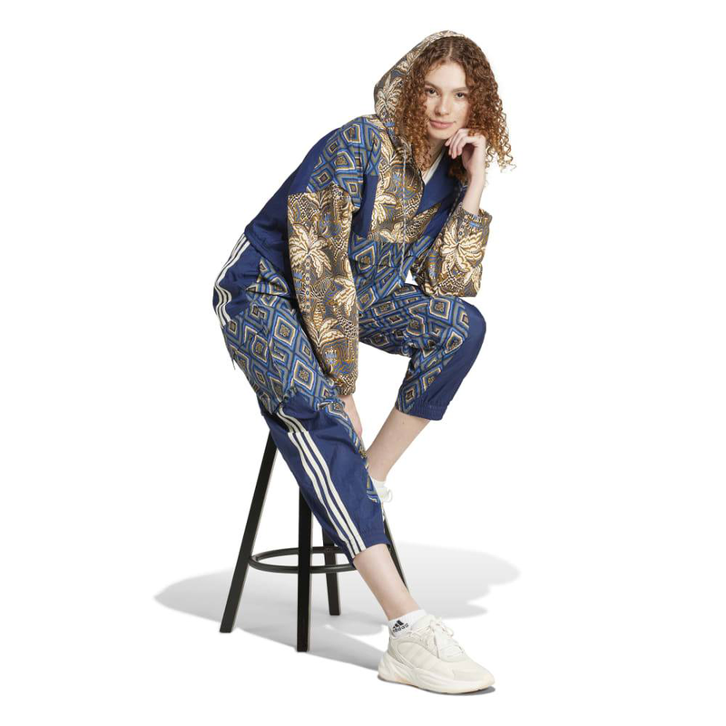 Farm track top-null