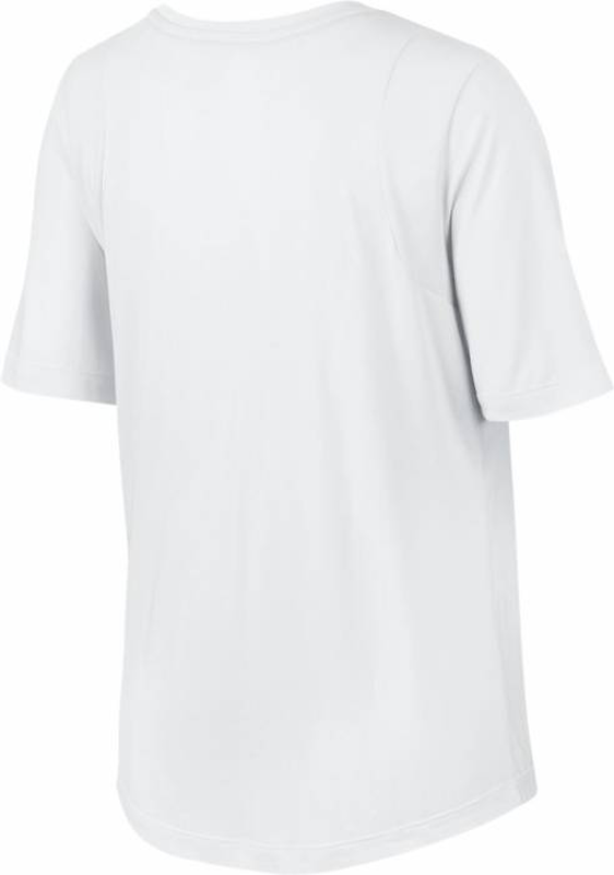 Women sportswear essential top image number null