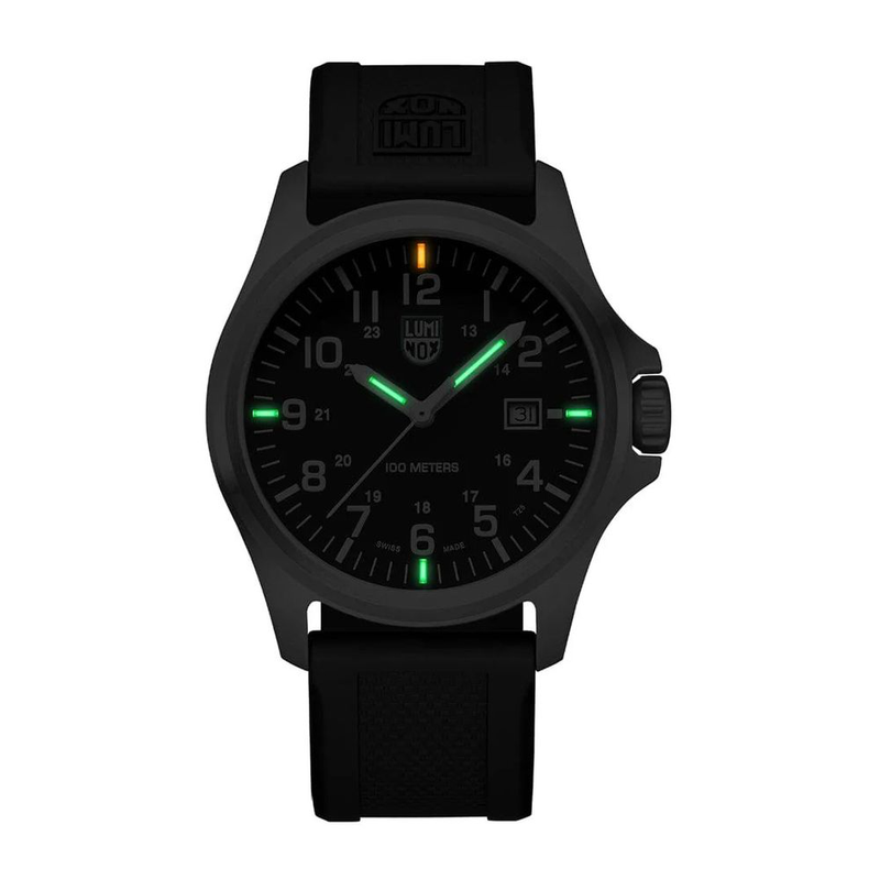 Black resin dress watch-null