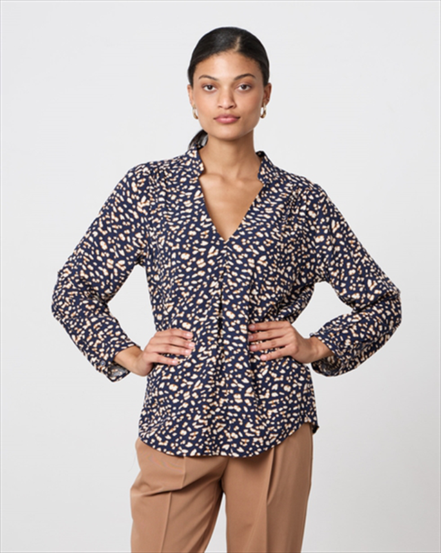 Blouse printed long sleeve image number null