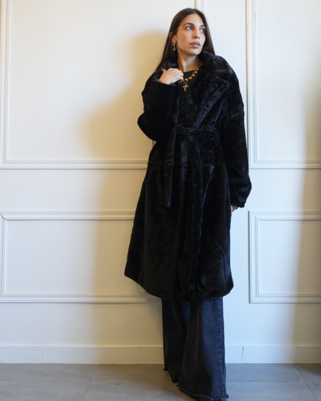 Faux fur midi with button and belt 5508-null