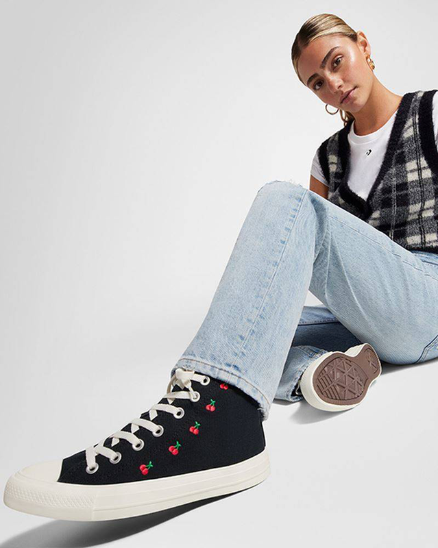 Product image: Chuck taylor all star cherries-null