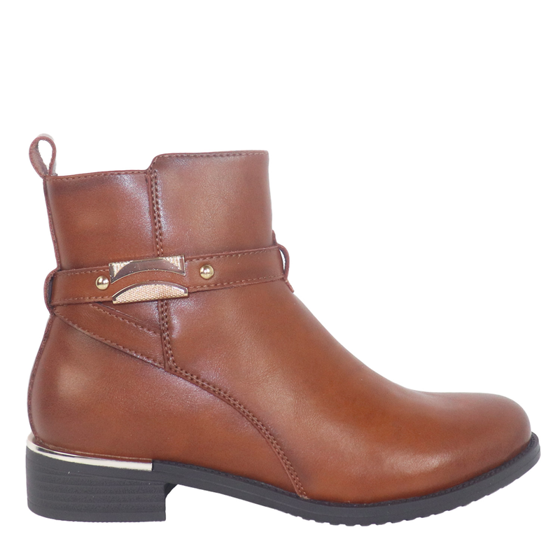 Koniarisshoes &gamma;&upsilon;&nu;&alpha;&iota;&kappa;&epsilon;ί&omicron; &mu;&pi;&omicron;&tau;ά&kappa;&iota;-null