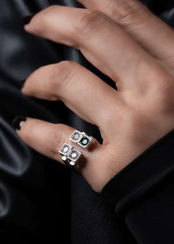 Product image: Cupid x emeralds midi ring-null