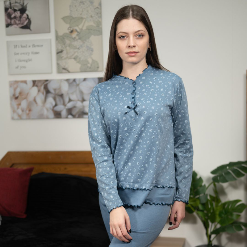 Ladys pajama with buttom in flanel fabric #f1640 image number null