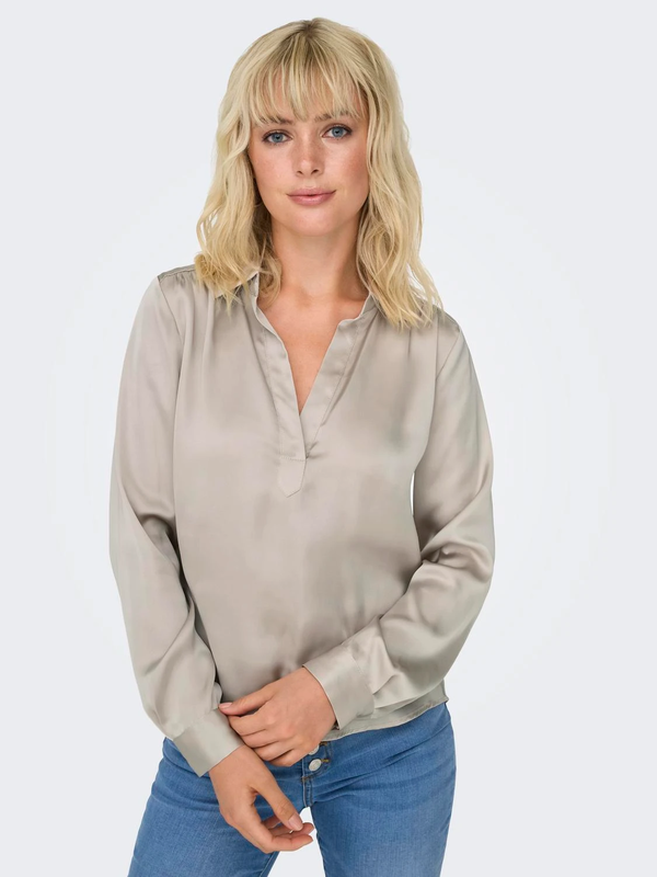 Only zora v neck top-null