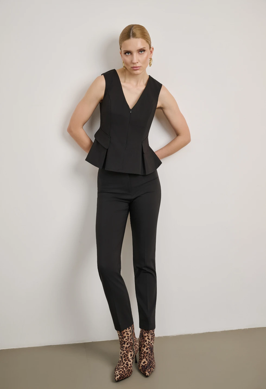 High-waisted cigarette trouser by desiree - s , black-null