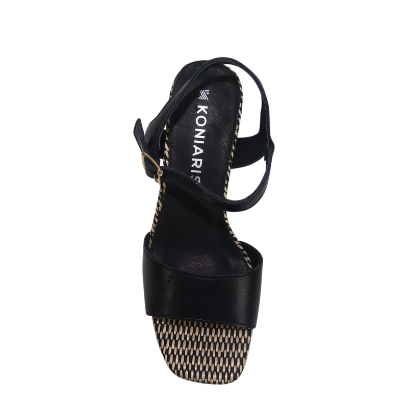 Koniarisshoes &gamma;&upsilon;&nu;&alpha;&iota;&kappa;&epsilon;ί&omicron; &pi;έ&delta;&iota;&lambda;&omicron;-null