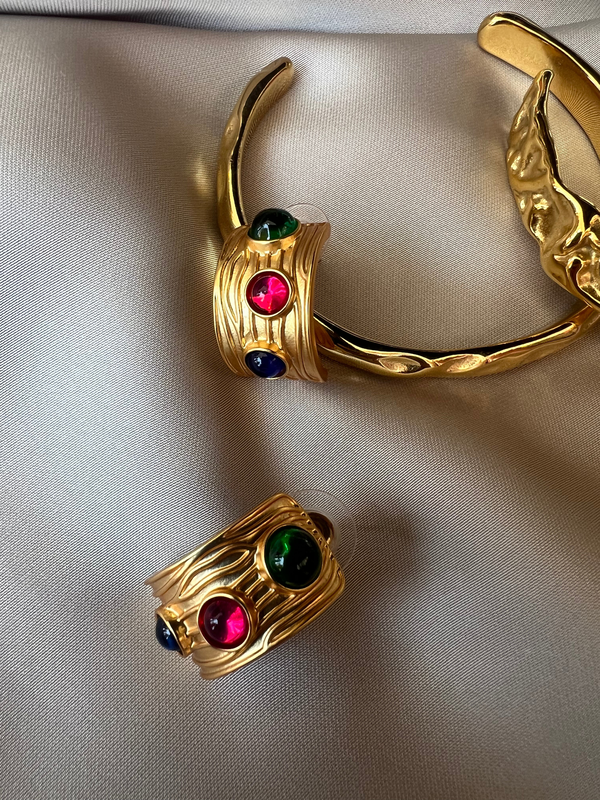 Earrings-null