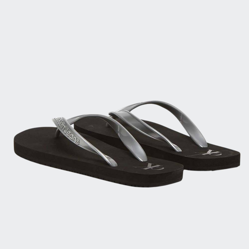 Beach sandal monologo-null