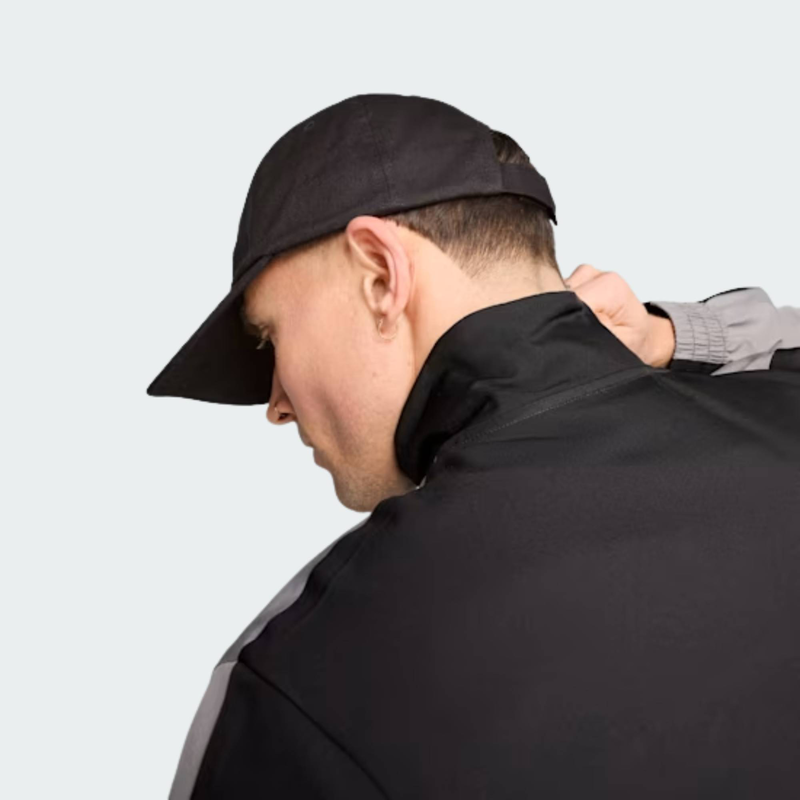 Logo cap image number null