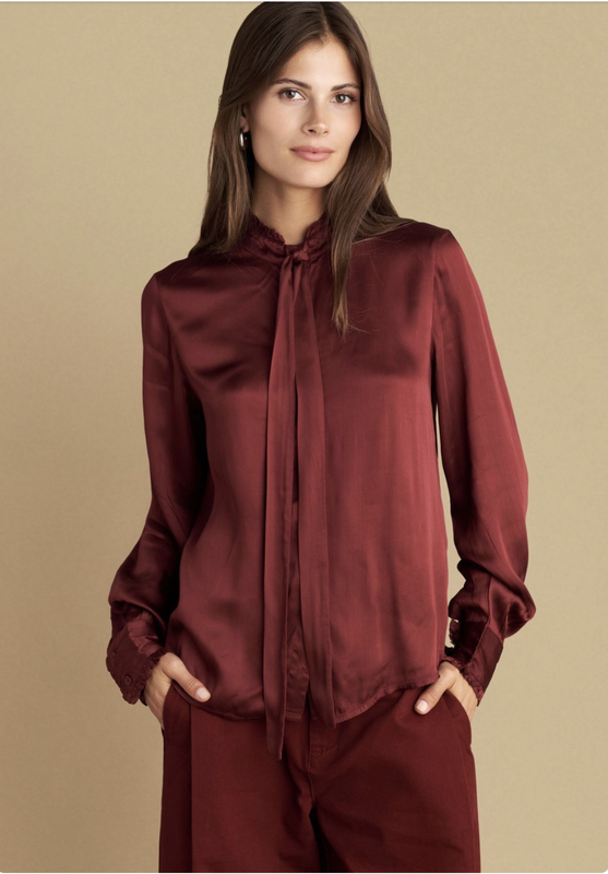 Oxblood-shirt-null