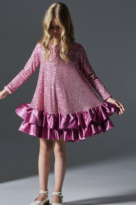 &Phi;&omicron;&rho;&epsilon;&mu;&alpha; &pi;&alpha;&gamma;&iota;&epsilon;&tau;&alpha; &rho;&omicron;&zeta;, Pink, medium