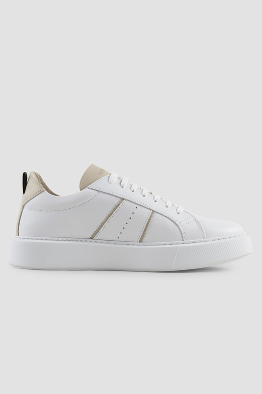 Sneaker byron image number null