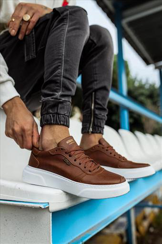 Product image: Monochrome chunky sole sneakers-null