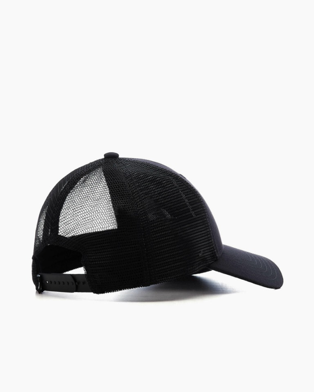 The north face mudder trucker-null