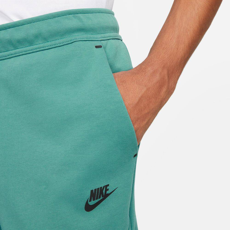 Tech fleece mens jogger image number null